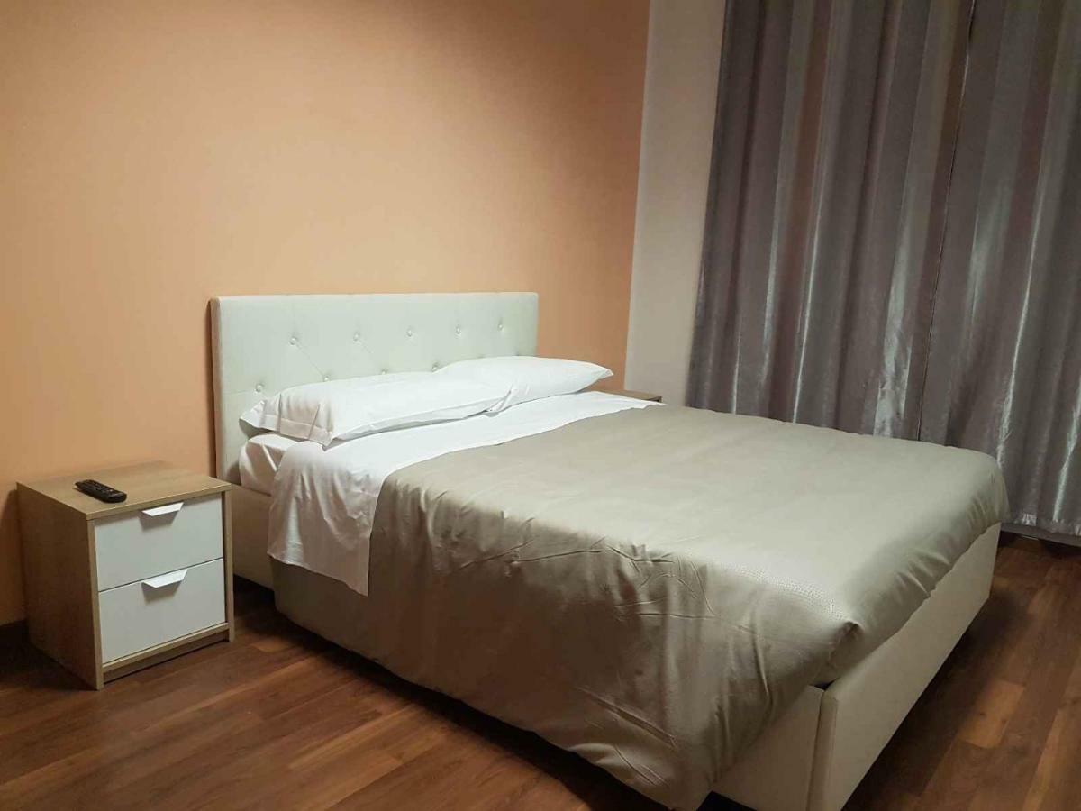 Hotel Piramide 雷焦艾米利亚 外观 照片